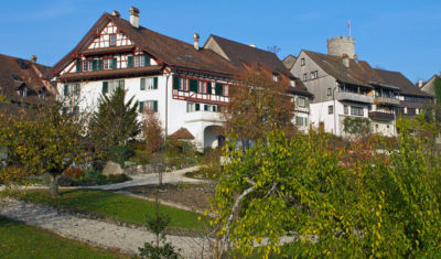 Heim-mit-Burg